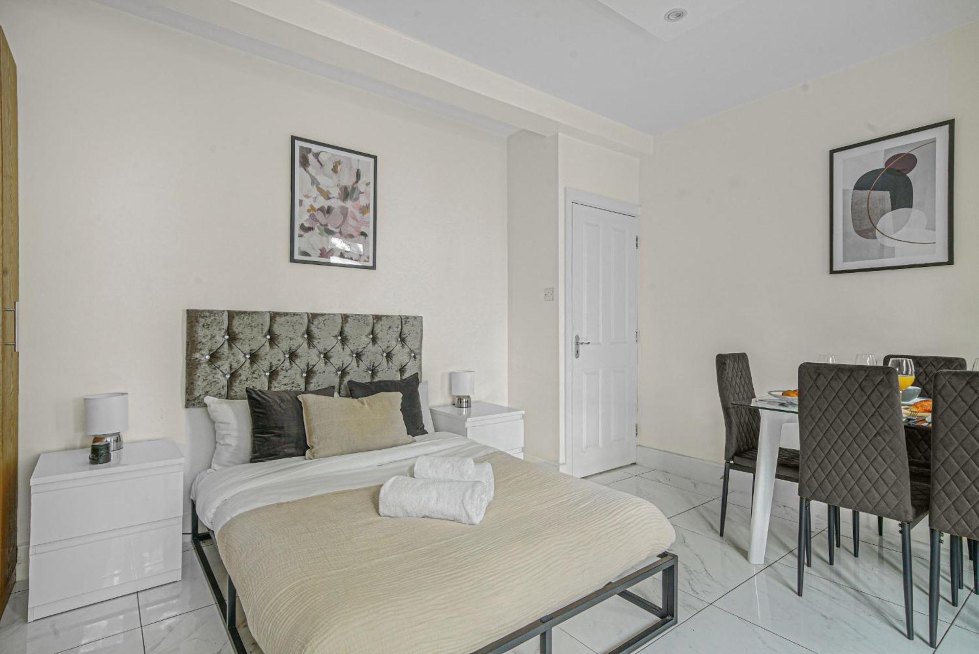 Paddington - 2Br With Balcony - Cityapartmentstay Londen Buitenkant foto